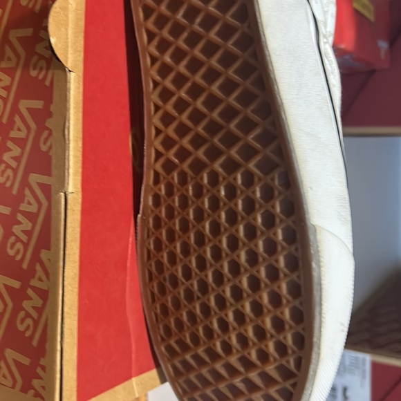 Never worn collectible vans, glow in the dark ghosts - Picture 3 of 5